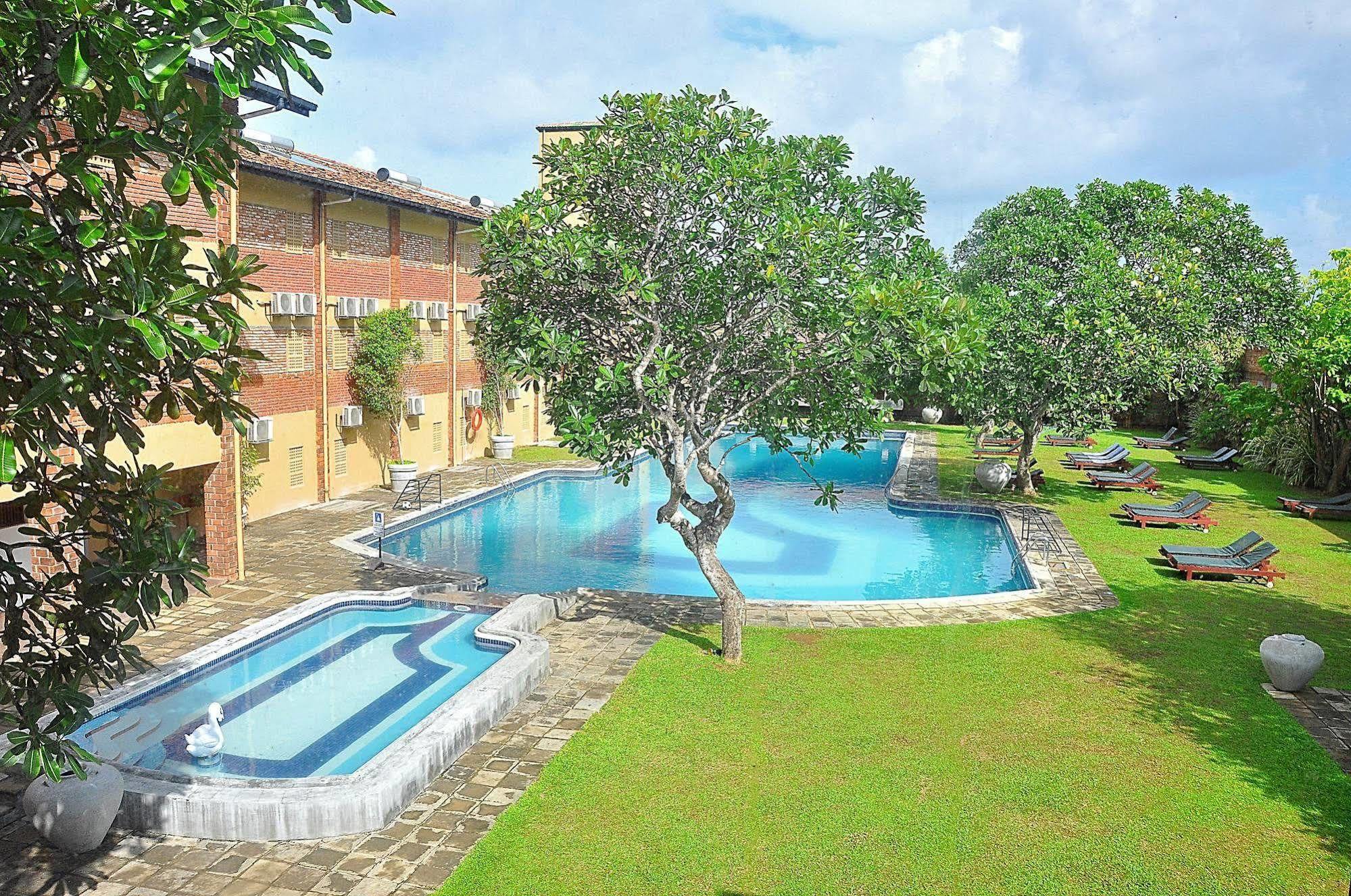 The Long Beach Resort & Spa Koggala Kültér fotó