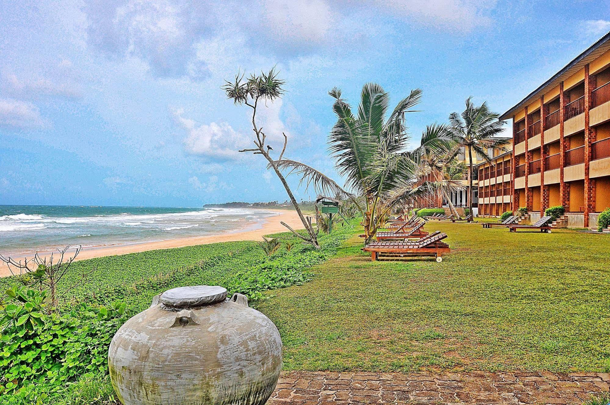 The Long Beach Resort & Spa Koggala Kültér fotó